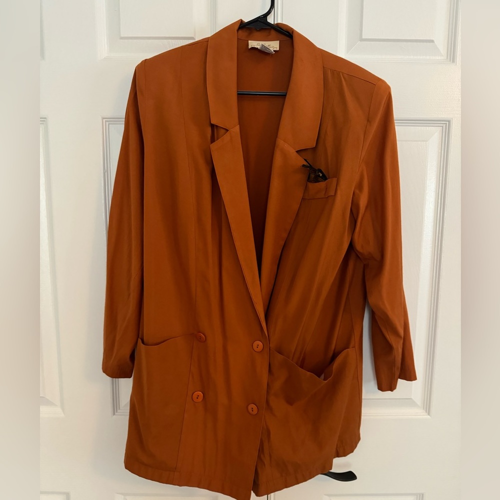 Vintage Sue Brett Blazer with handkerchief detail. Size XL